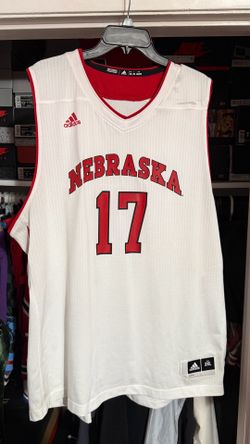 2XL Nebraska Basketball jersey