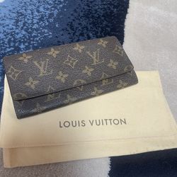 Mono Lv Long Wallet 