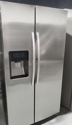 Samsung Side-by-Side Stainless Steel Refrigerator
