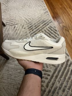 NIKE AIR MAX SOLO shoes