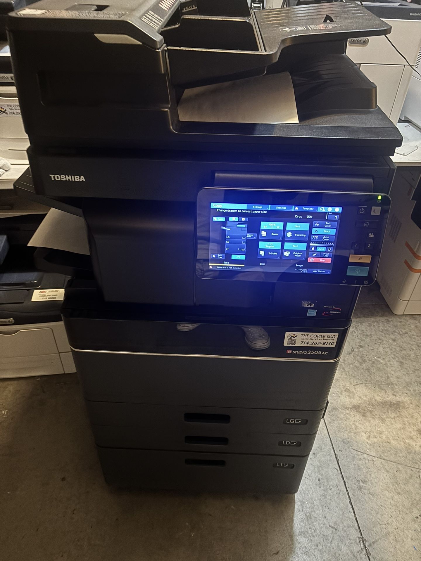 Toshiba Estudio 3505ac Color Copier /print /scan/finisher