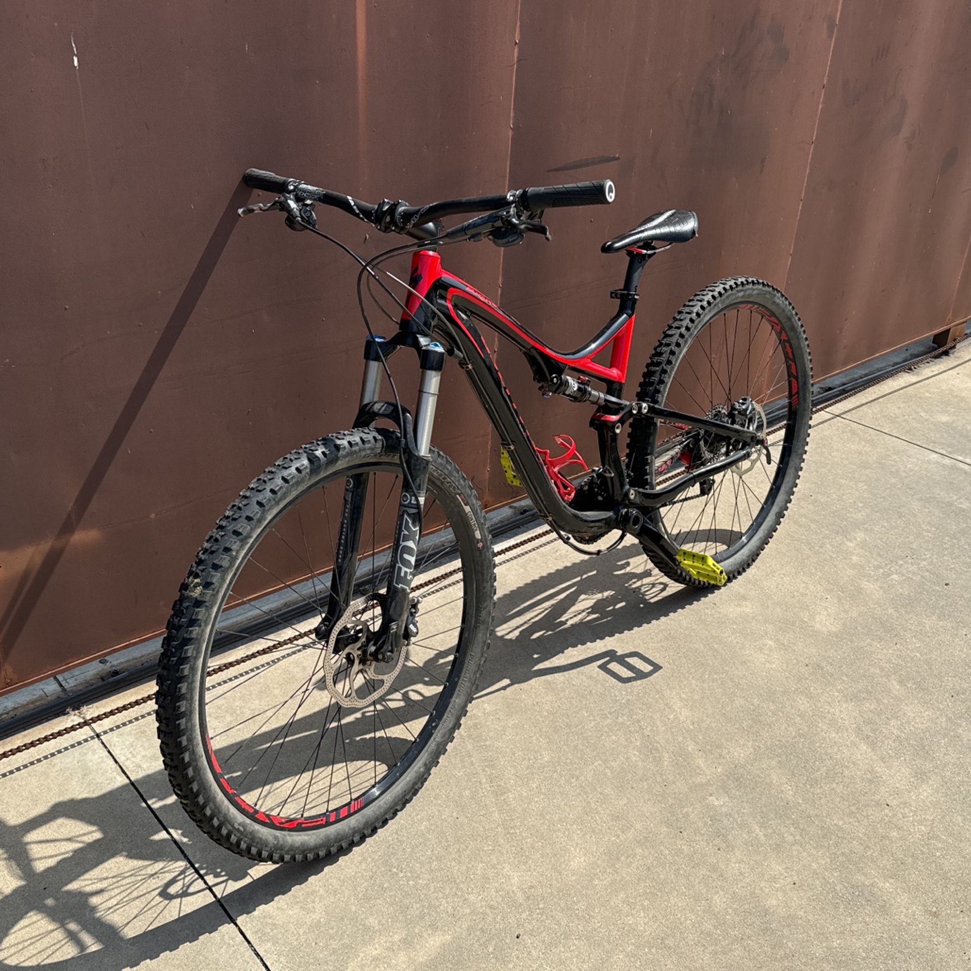 Specialize Fsr Mountain Bike.