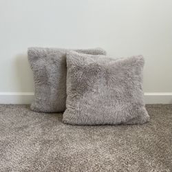 2 Large Pillows - Grey