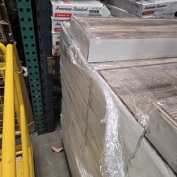 1000 Sqft  Floor Click Water Proove Laminated  All For $950