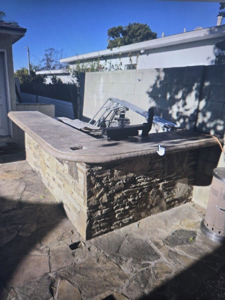 Outdoor Concrete L Shaped Bar