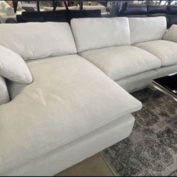 Elyza 3-Piece Sectional With Chaise 