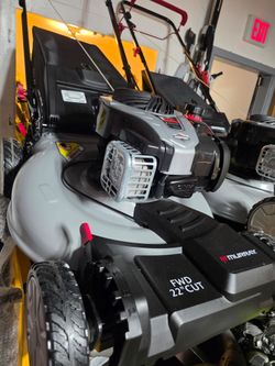 MURRAY GAS 21-IN SELF PROPELLED LANW MOWER NEW