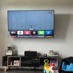 70 Inch LG 4K Tv For Sale $360