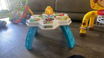 Kids table activities