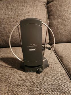 TV antenna rabbit ears
