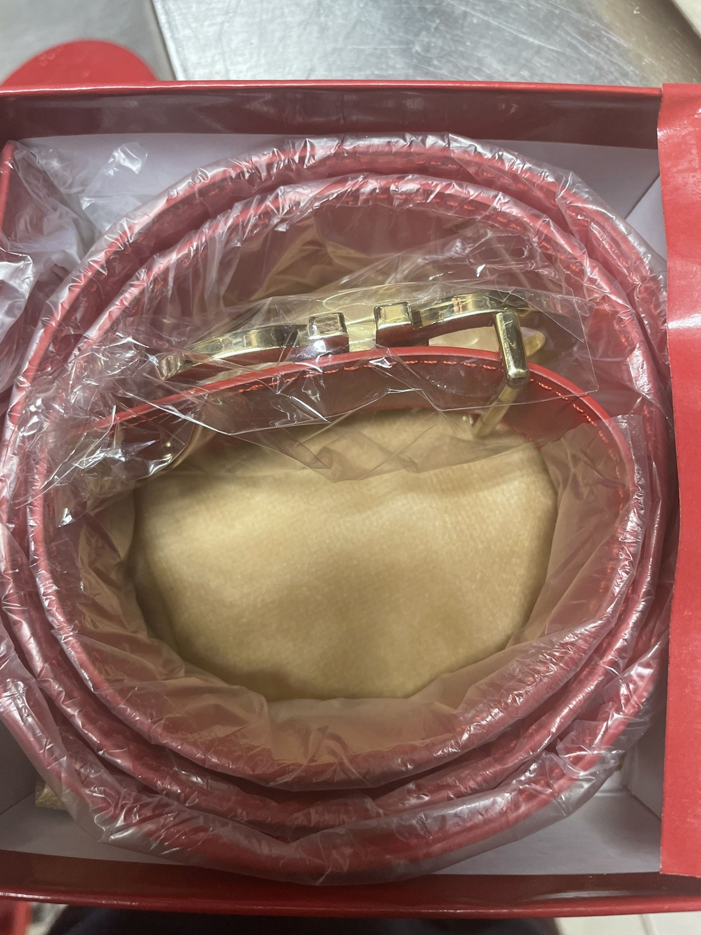 Ferragamo Dubble Red Belt Size 30