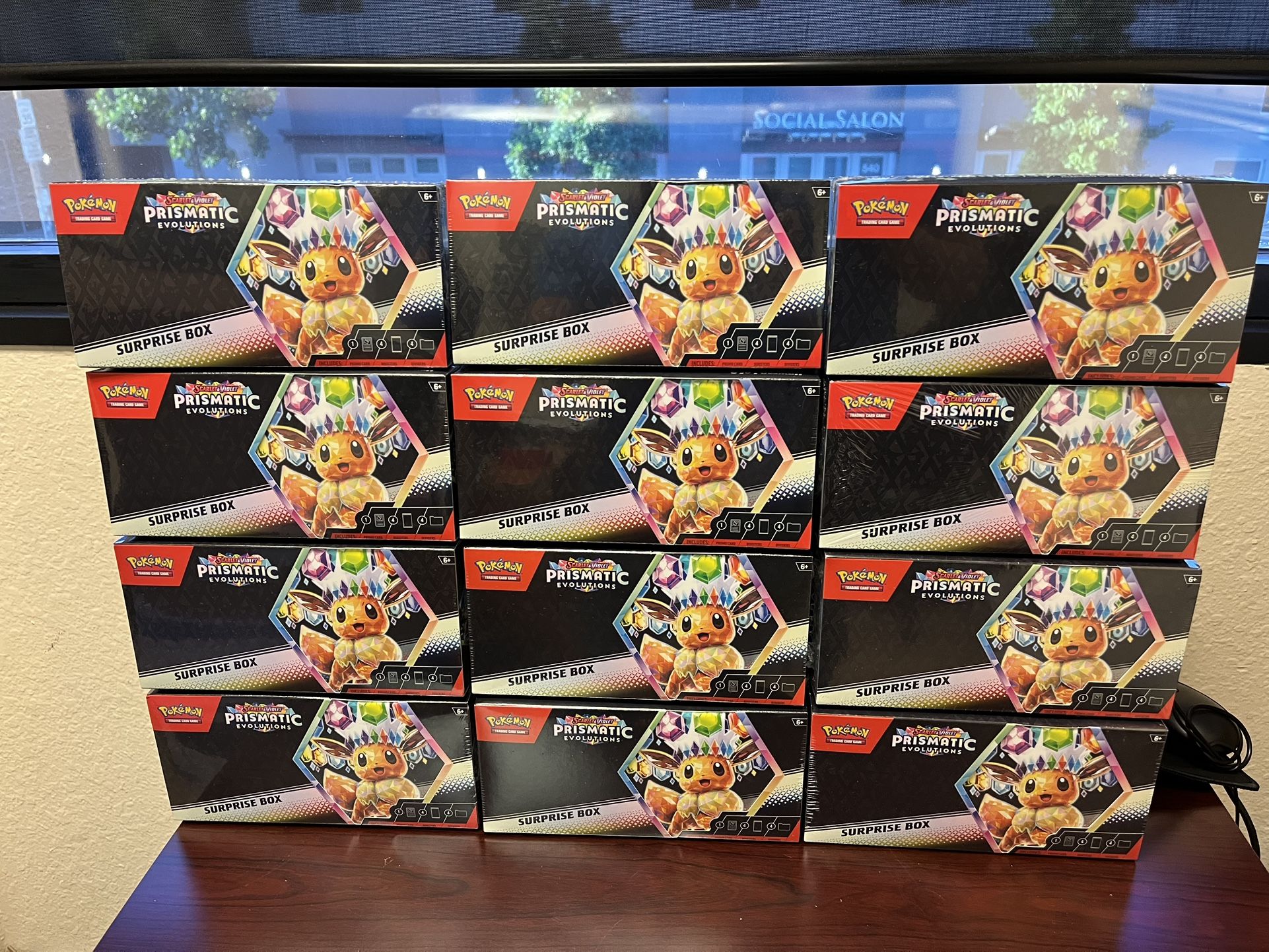 Pokémon Prismatic Evolution Surprise Box