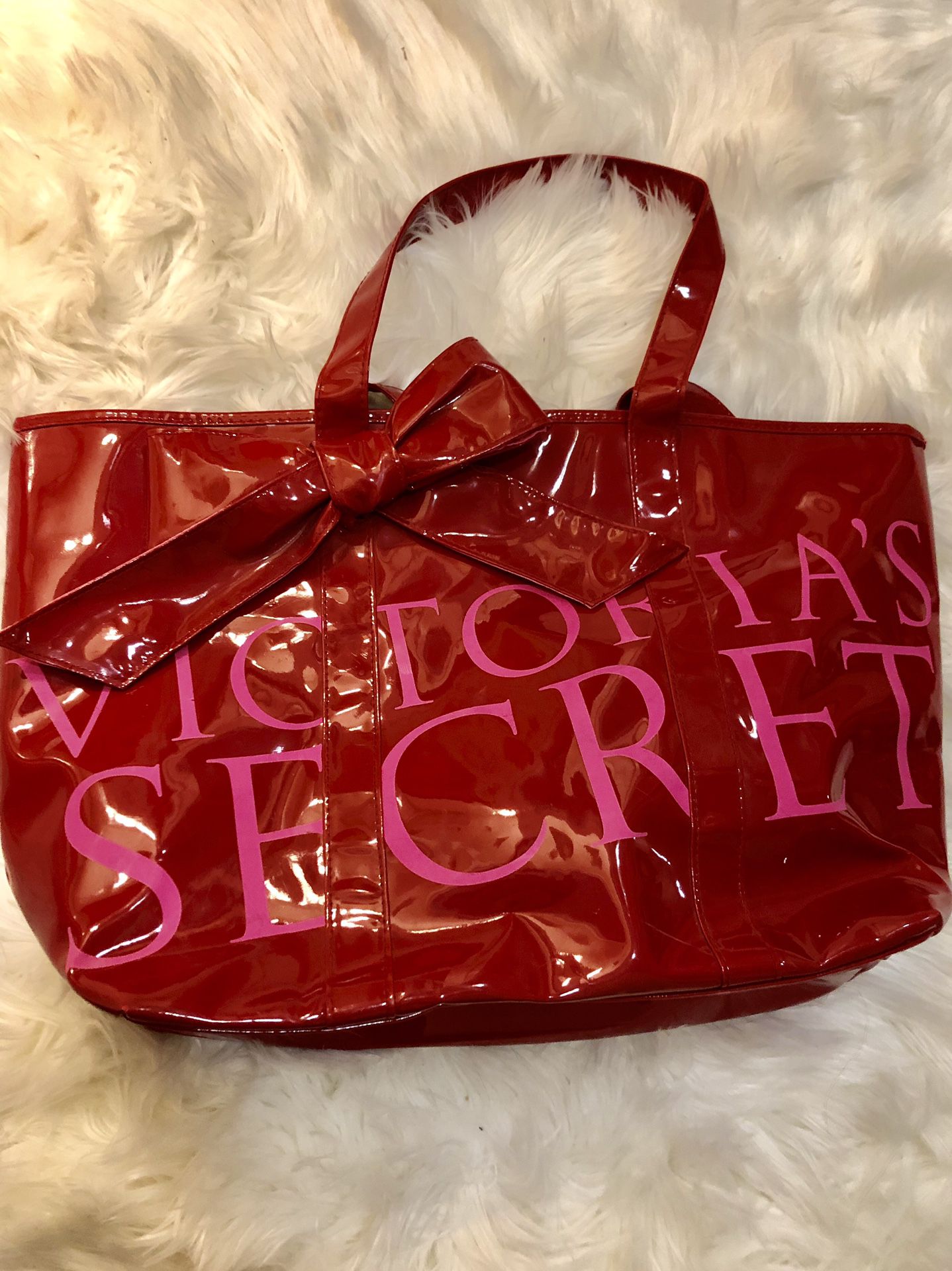 Limited Edition Victoria Secret Faux Patent Big Red Bow Tote Bag