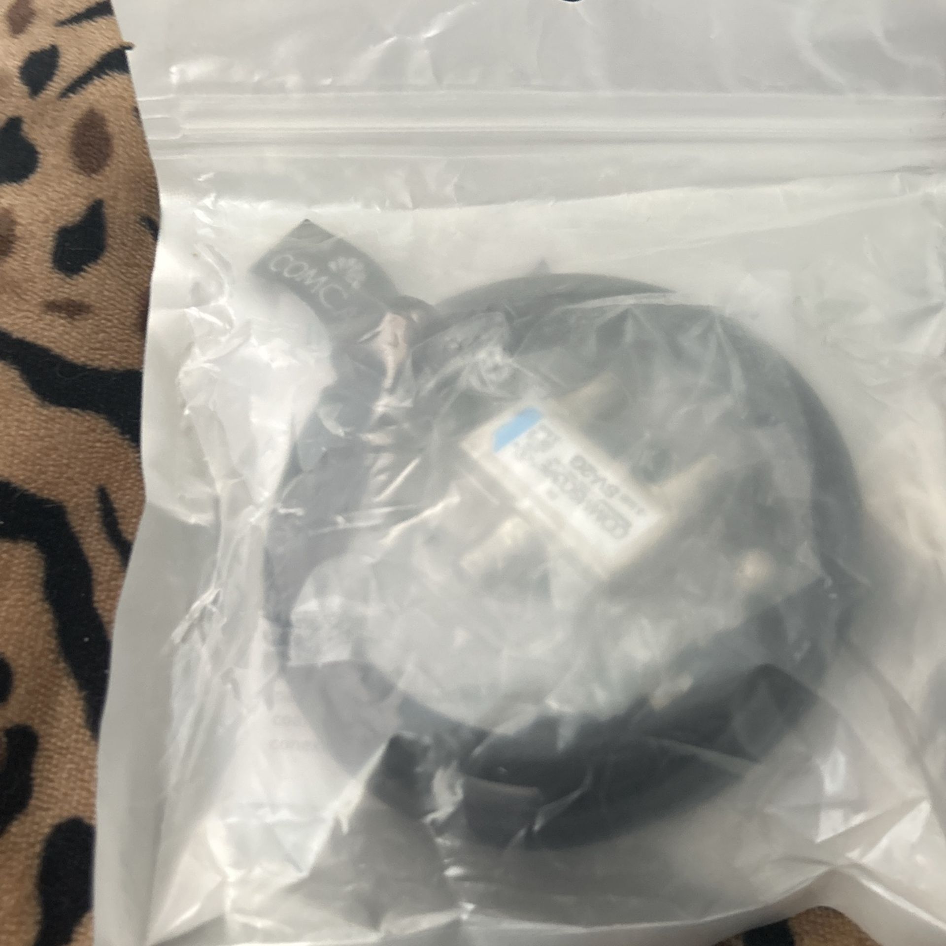 Comcast Xfinity Splitter Cables Extra I Don’t Have Use For…