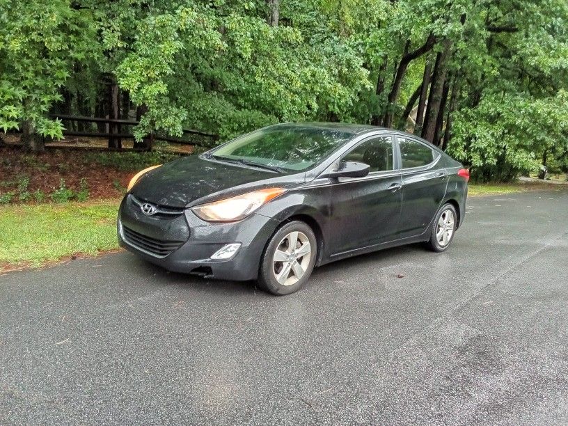 2012 Hyundai Elantra