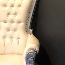 White Throne Chair