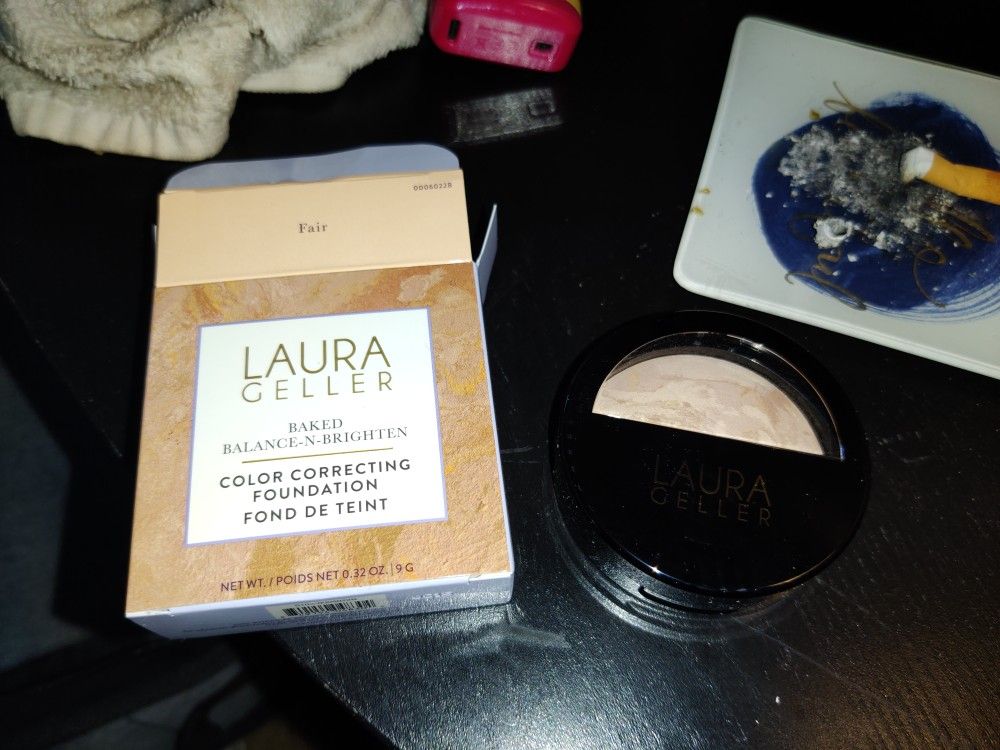 LAURA GELLER BAKED, BALANCED-N-BRIGHTEN FOUNDATION