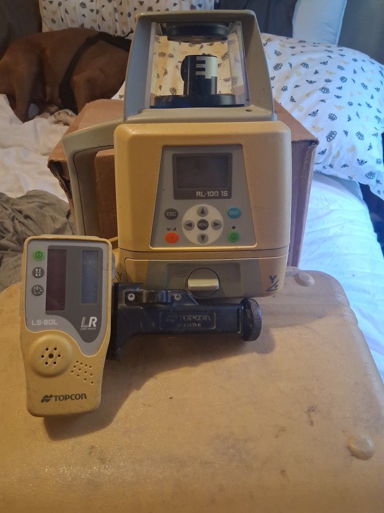 Topcon Rotating Laser Level