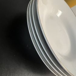 4 Plates