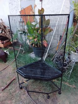 5 feet tall bird cage on wheels