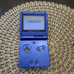 Nintendo Gameboy Sp + Pokemon Silver 