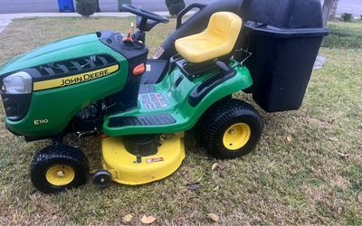 John Deer Mower E110