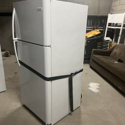 Refrigerators With Ice Maker