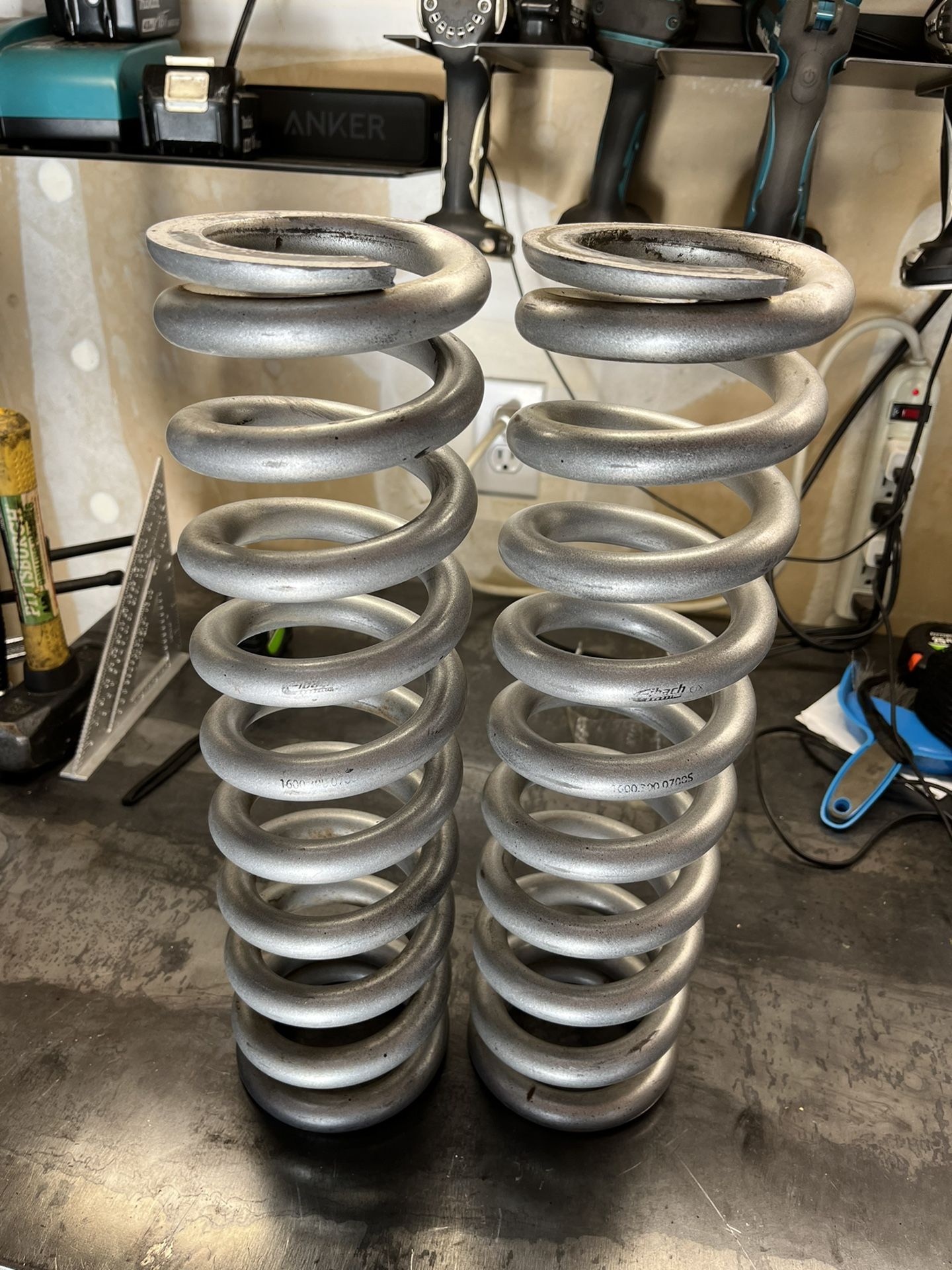 Fox / Eibach Coils for 2.5” coilovers 1600.300.700