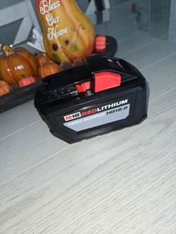 MILWAUKEE M18 BATTERY 12.0