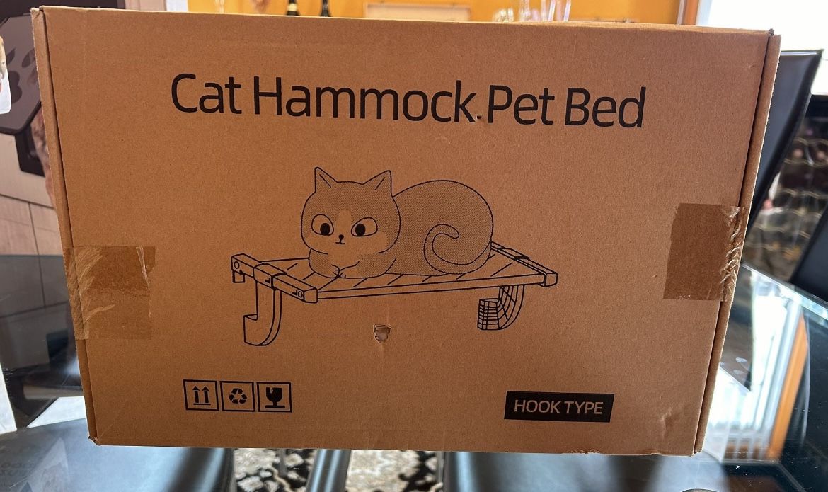 New cat hammock pet bed - window sill mount Hook type
