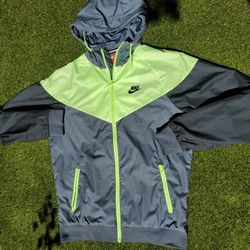 $20 Nike Windbreaker 