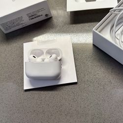 *Sealed* AirPod Pro 2 Generation 