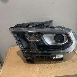 2016-2020 Dodge Durango Left Headlight 