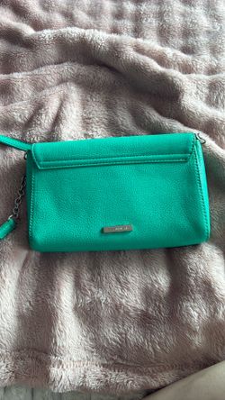 Green shoulder bag