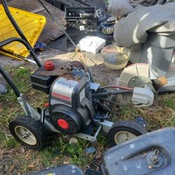 3.0 Hp Crafstman. Starts On A Dime