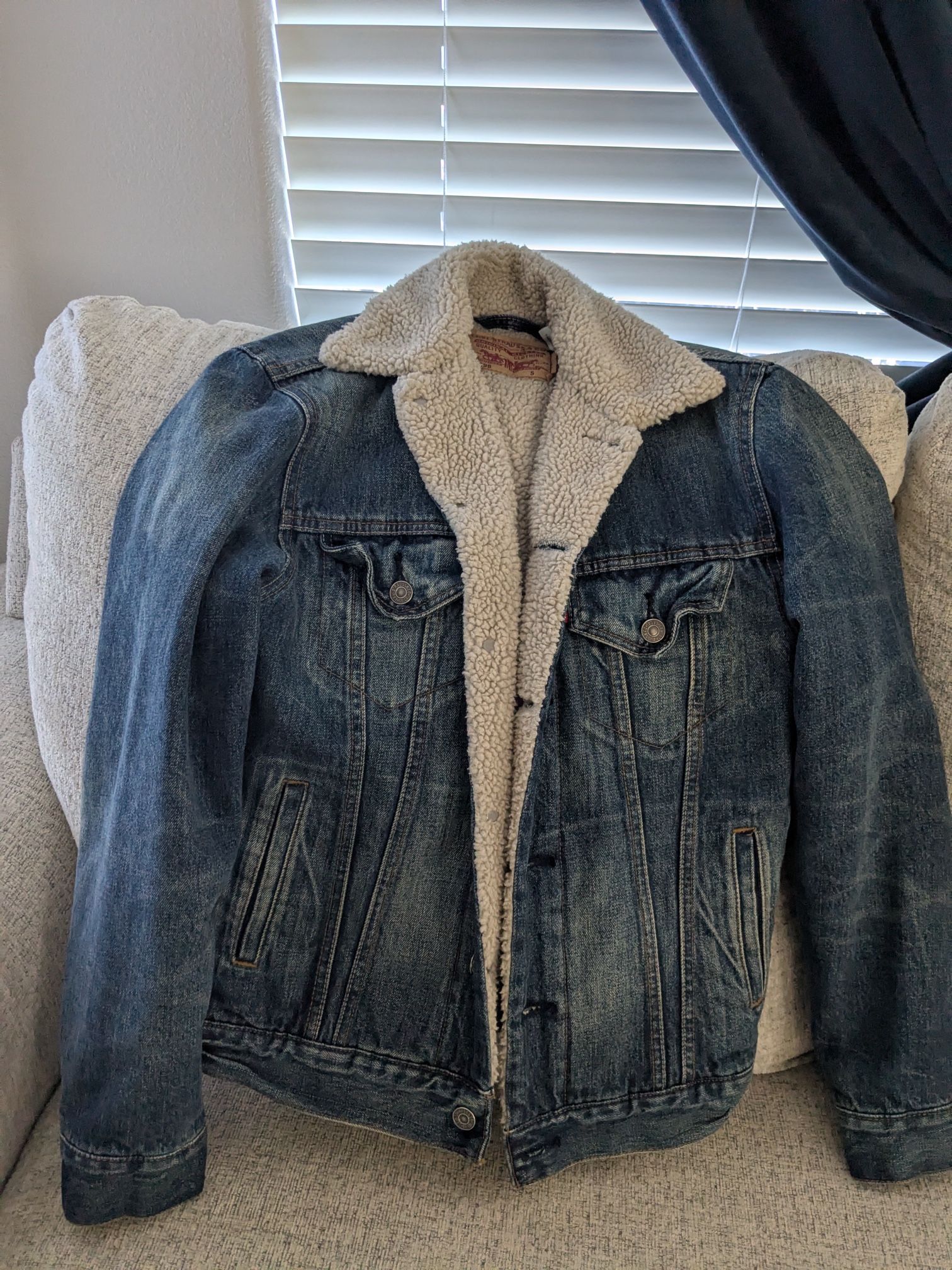 Levi’s Denim Sherpa Jacket (Dark Wash) - Size SM