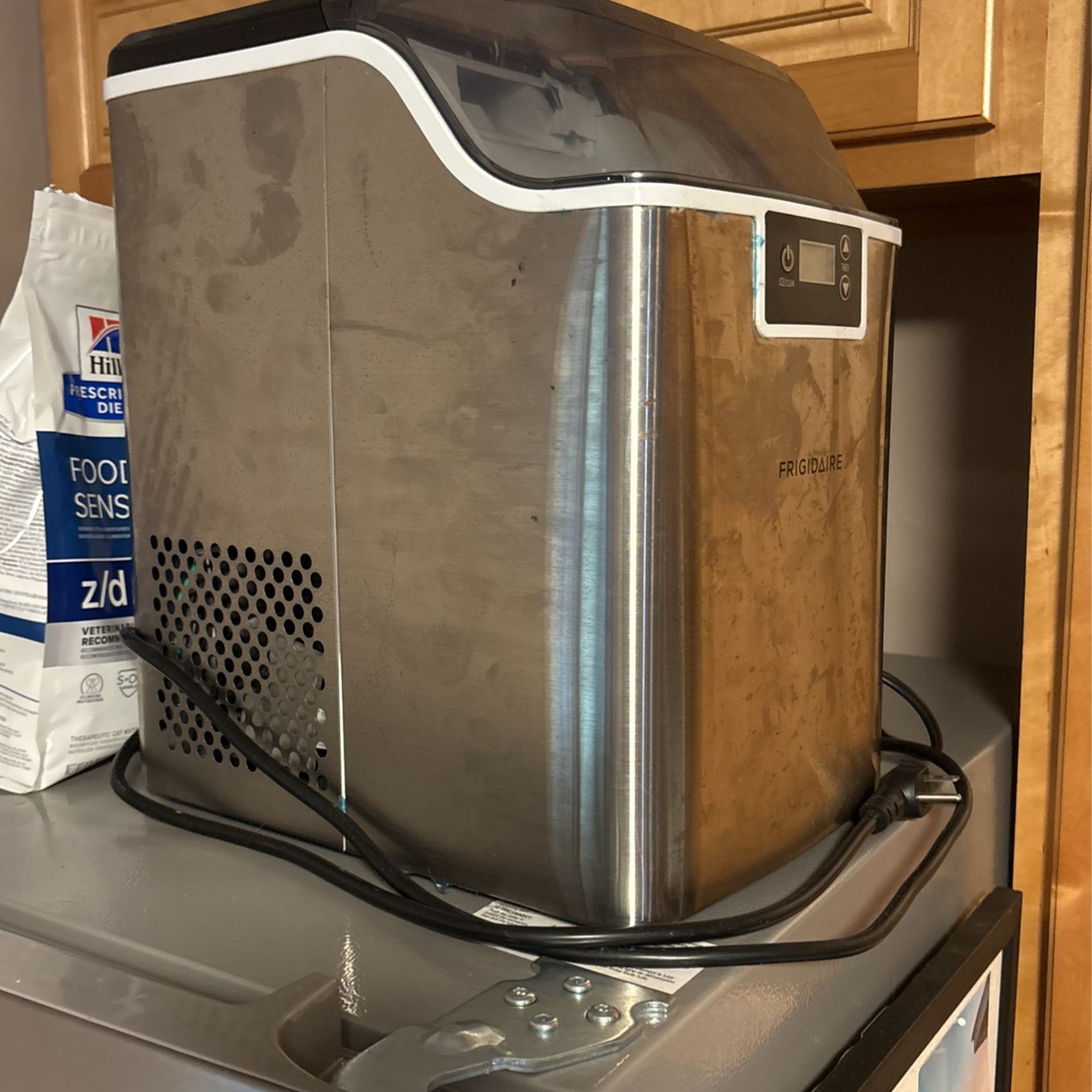 Ice Maker