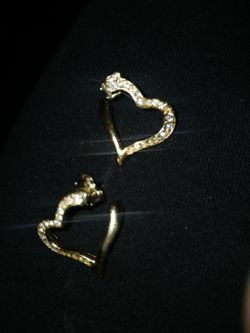 Avon ear rings
