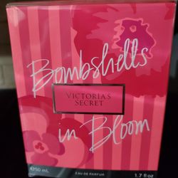 New VS Perfume Spray  1.7 Oz