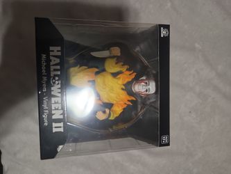 Halloween 2 Michael Myers On Fire Vinyl Action Figure Toy New In Box