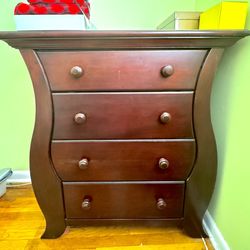 Oxford Four Drawer Dresser