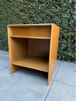 Nightstand / side table / record cabinet by T.H. Robsjohn-Gibbings for Widdicomb