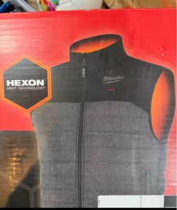 Milwaukee Men's M12 12-Volt Lithium-Ion Cordless Axis Gray Heated Quilted Vest Kit with (1) 2.0 Ah Battery and Charger
