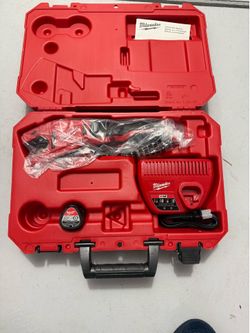 Milwaukee 12V Copper Tubing Cutter Kit