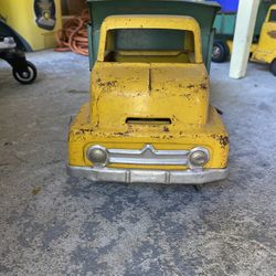 1955 Dunwell Dumptruck By Fame Prod Co. Newark NJ
