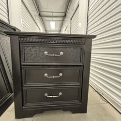 Chest And Dresser 