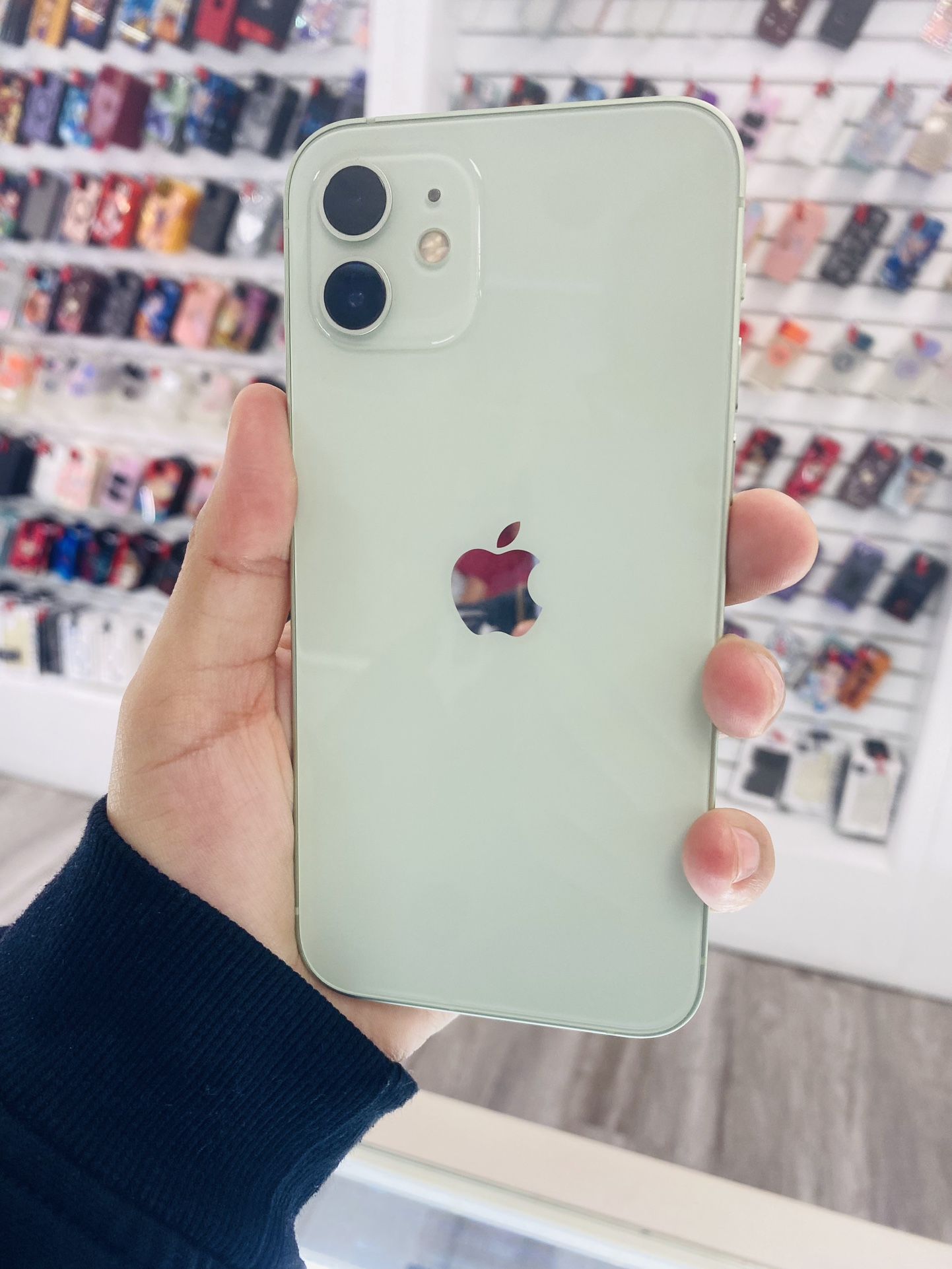 12 128GB Unlocked