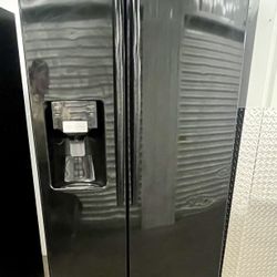 Samsung Side-by-Side Refrigerator -Free Delivery 