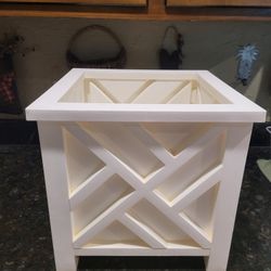 Lovely White Chippendale Planter