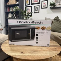 Hamilton Beach 1.1 Cu Ft Countertop Microwave Oven, Stainless Steel